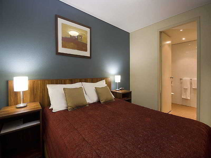 Bedroom 5, Emu Walk Apartments by Voyages, Petermann-Simpson