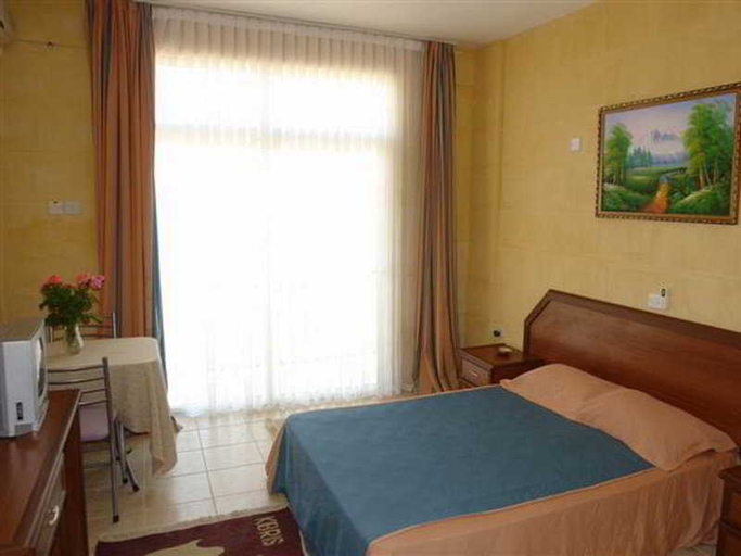 Bedroom 3, Lapida Hotel