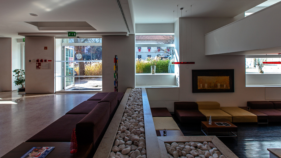 Public Area 4, Hotel Jerónimos 8, Lisbon