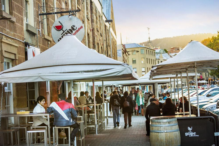 Food & Drinks 5, Quest Waterfront, Hobart