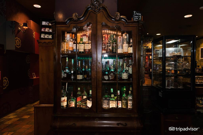 Food & Drinks