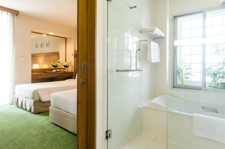 Bathroom 5, AT EASE saladaeng by AETAS, Bang Rak