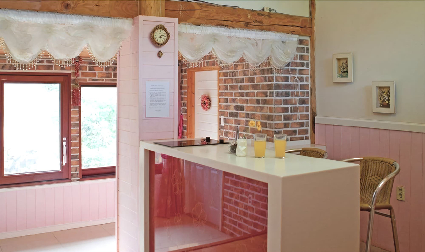 Others 5, Maru Pension, Gapyeong