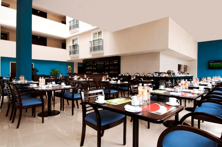 Food & Drinks 5, Fiesta Inn Toluca Centro, Toluca