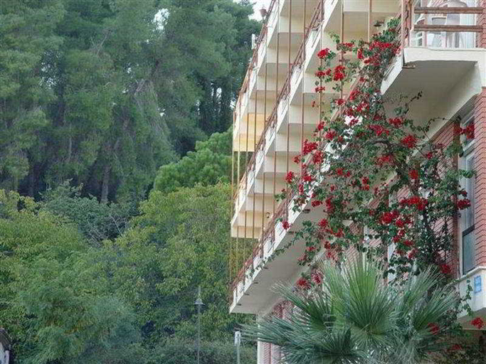 Exterior & Views 2, Neda Hotel, West Greece