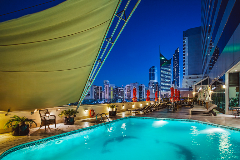 Sport & Beauty 3, Corniche Hotel Abu Dhabi, Abu Dhabi City