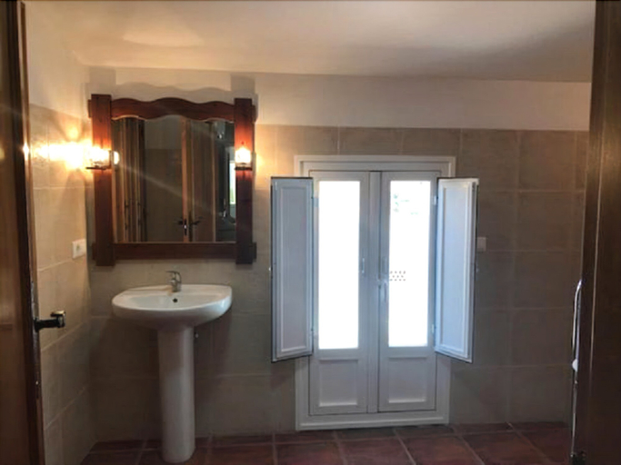 Bathroom 5, Hotel Patri, Granada
