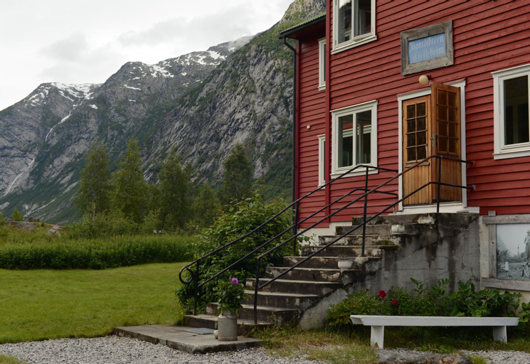 Nigardsbreen Lodge, Luster