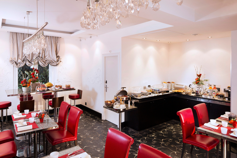 Food & Drinks 5, Ares Eiffel, Paris