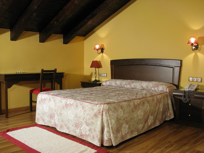 Bedroom 3, Maria Manuela, Asturias