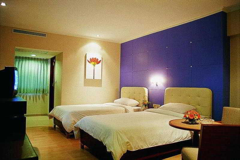 Bedroom 24