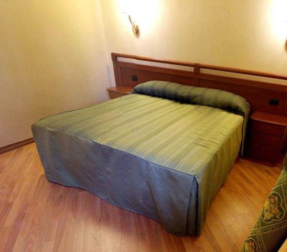 Bedroom 2, Bright, Rome