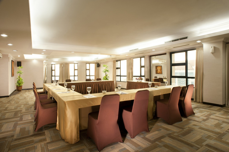 Public Area 4, Grand Tropic Suites Hotel, Jakarta Barat