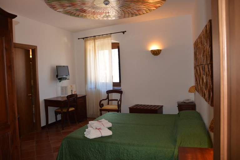 Bedroom 3, Villa Vittoria Hotel, Trapani