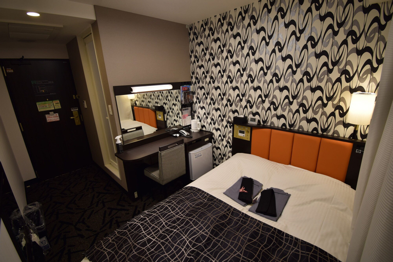 Bedroom 12