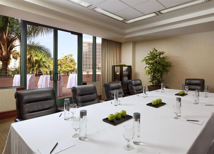 Public Area 2, The Westin Long Beach, Los Angeles