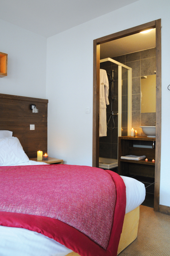Bedroom 3, Lagrange Vacances Les Chalets Edelweiss, Savoie