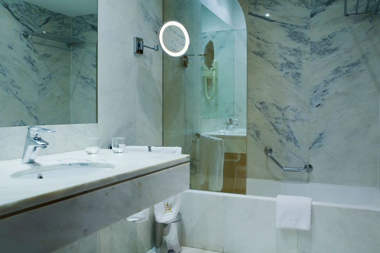 Bathroom 4, Mir Octavio, Cádiz