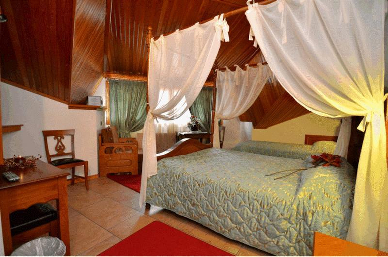 Bedroom 4, Apollon Metsovo, Epirus