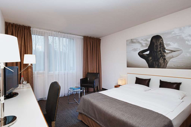 Bedroom 5, TRYP by Wyndham Wuppertal, Wuppertal