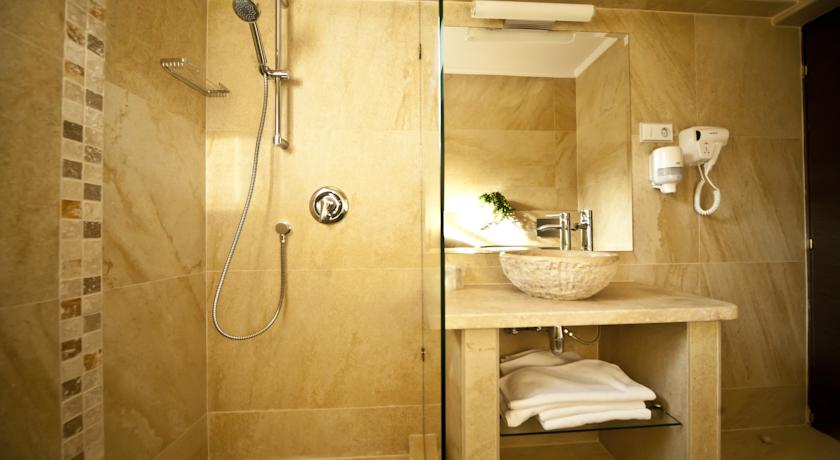 Bathroom 4, Confort Hotel Cluj Napoca, Cluj-napoca