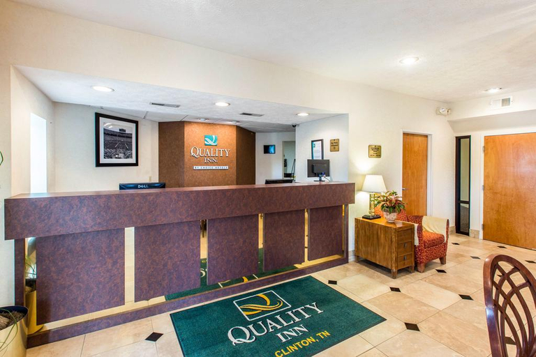 Public Area 3, Quality Inn Clinton-Knoxville North, Anderson