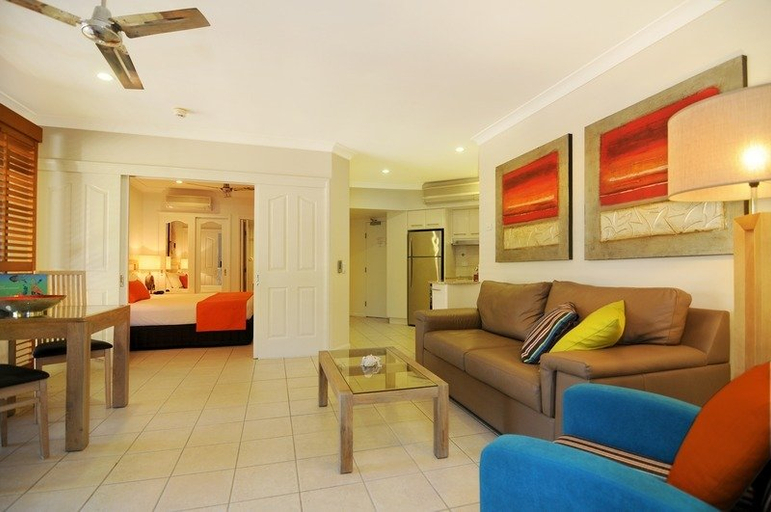Public Area, Meridian Port Douglas - Adults only, Douglas