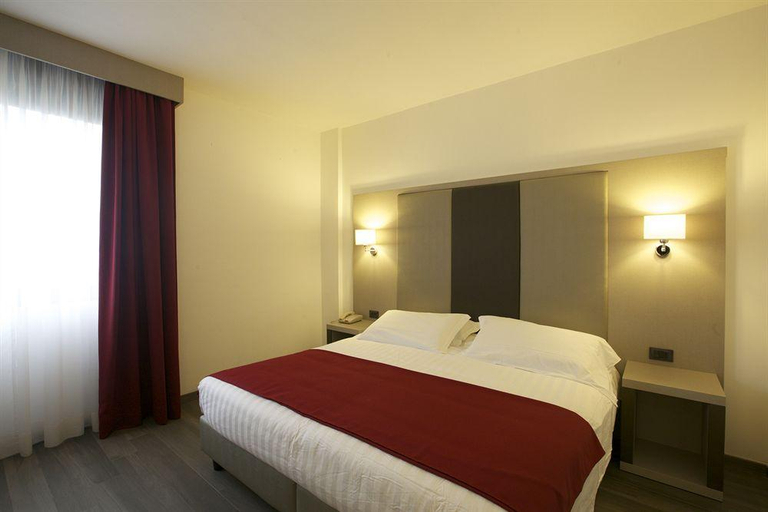 Bedroom 2, Hotel Toscana Ambassador, Siena