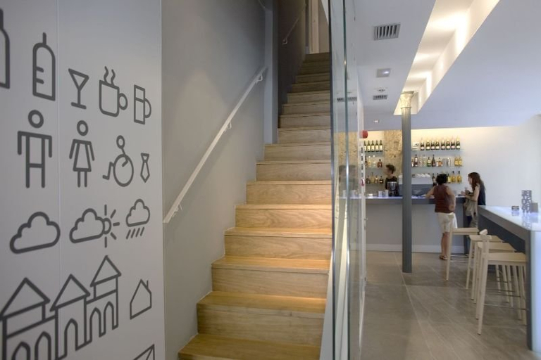 Public Area 2, Solaga - Mercedes, Málaga