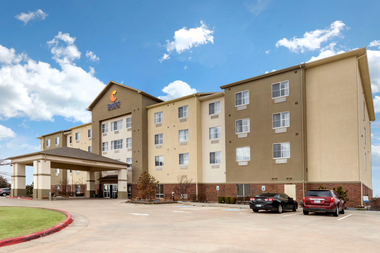 Exterior & Views 2, Garner Hotel OKLAHOMA CITY - QUAIL SPRINGS, Oklahoma