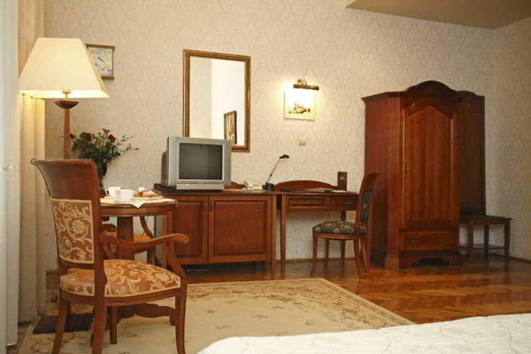 Bedroom 4, Ostoya Palace, Kraków City