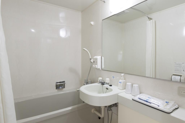 Bathroom 5, Comfort Hotel Niigata, Niigata