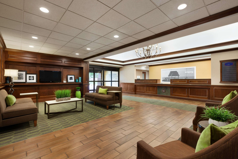 Public Area 3, Hampton Inn Long Island-Brookhaven, Suffolk
