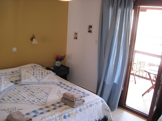 Bathroom, Mouria, Thessaly
