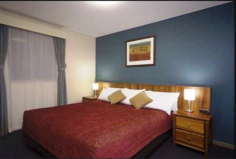 Bedroom 2, Emu Walk Apartments by Voyages, Petermann-Simpson