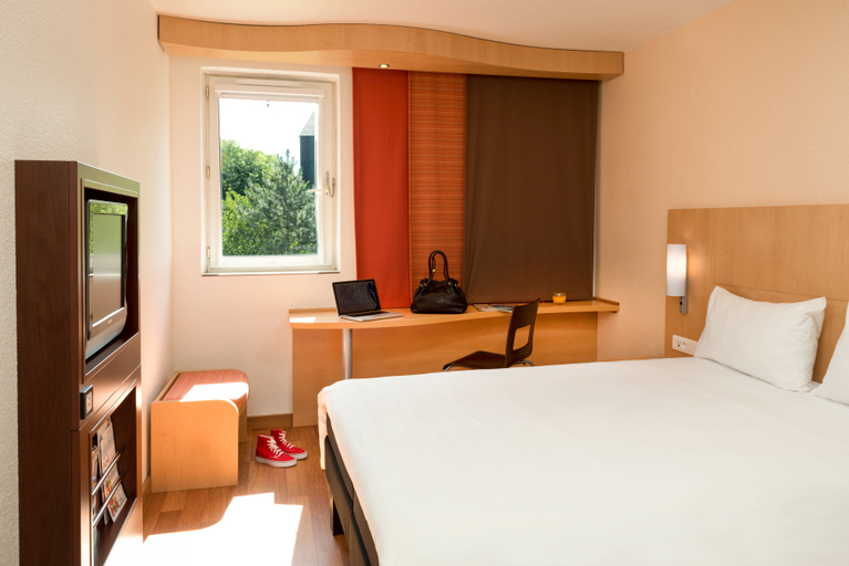 Bedroom 4, Appart'hôtel Vacancéole Paris Quai de Marne, Val-de-Marne