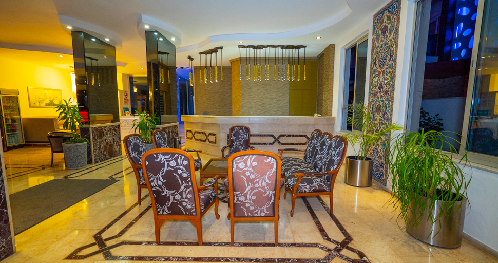 Public Area 4, Kleopatra Celine, Alanya
