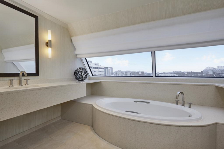 Bathroom 4, Loews Vanderbilt Nashville, Davidson