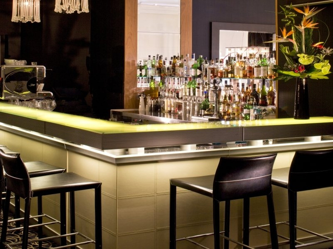 Food & Drinks 5, Rocpool Reserve, Highland