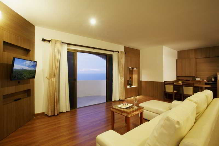Bedroom 3, Golden Beach Cha-Am Hotel, Cha-Am