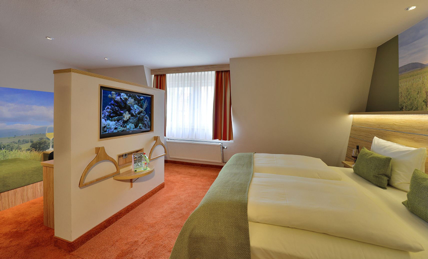Bedroom 12