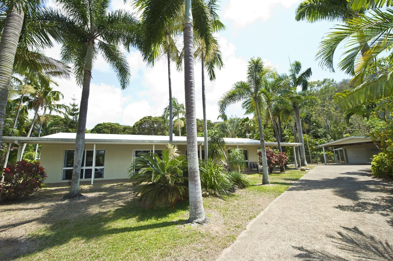 Exterior & Views, John's Tropical Island Home, Magnetic Island