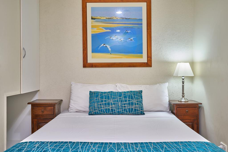 Bedroom 3, Comfort Inn & Suites Trinity Beach Club, Salvador