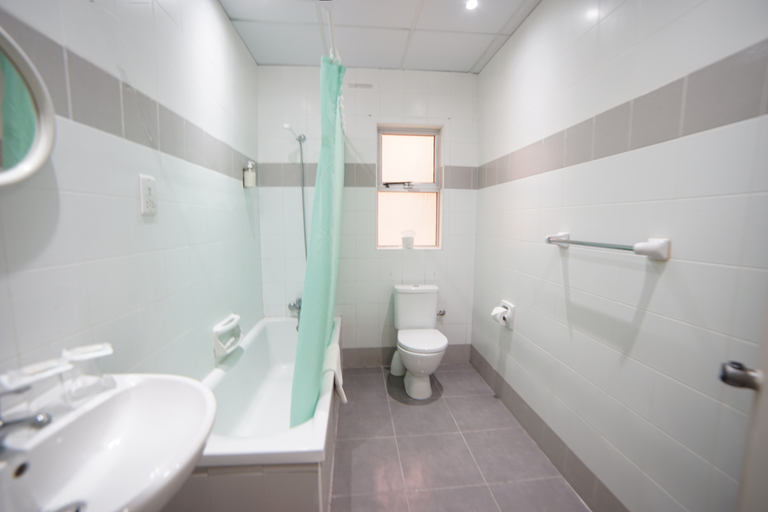 Bathroom, Cardor Holiday Complex, Saint Paul's Bay