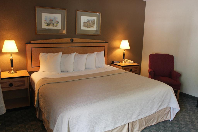 Bedroom 3, Fairbridge Inn & Suites, Chelan