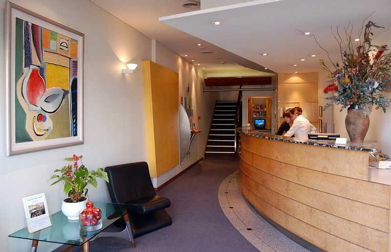 Public Area 4, Oxford House, Sydney