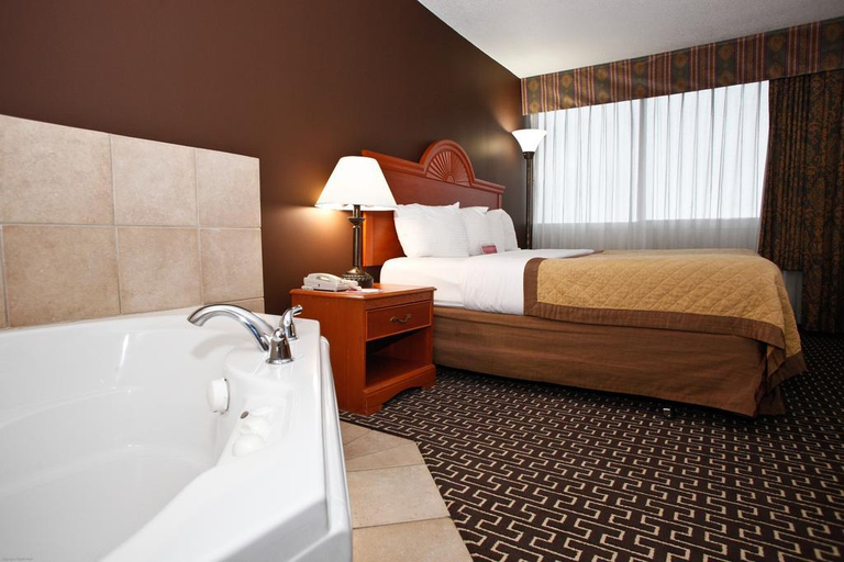 Exterior & Views 2, Sonesta Hotel Grand Rapids Airport, Kent