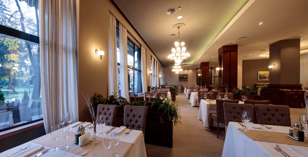 Food & Drinks 5, Dunav Plaza Hotel, Rousse