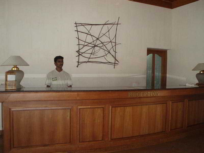 Public Area, Cardamom County, Theni