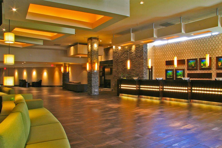 Public Area 4, Sandman Signature Vancouver Airport Hotel & Resort, Greater Vancouver